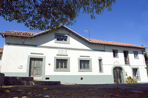 Escuela municipal de niños de La Corrada